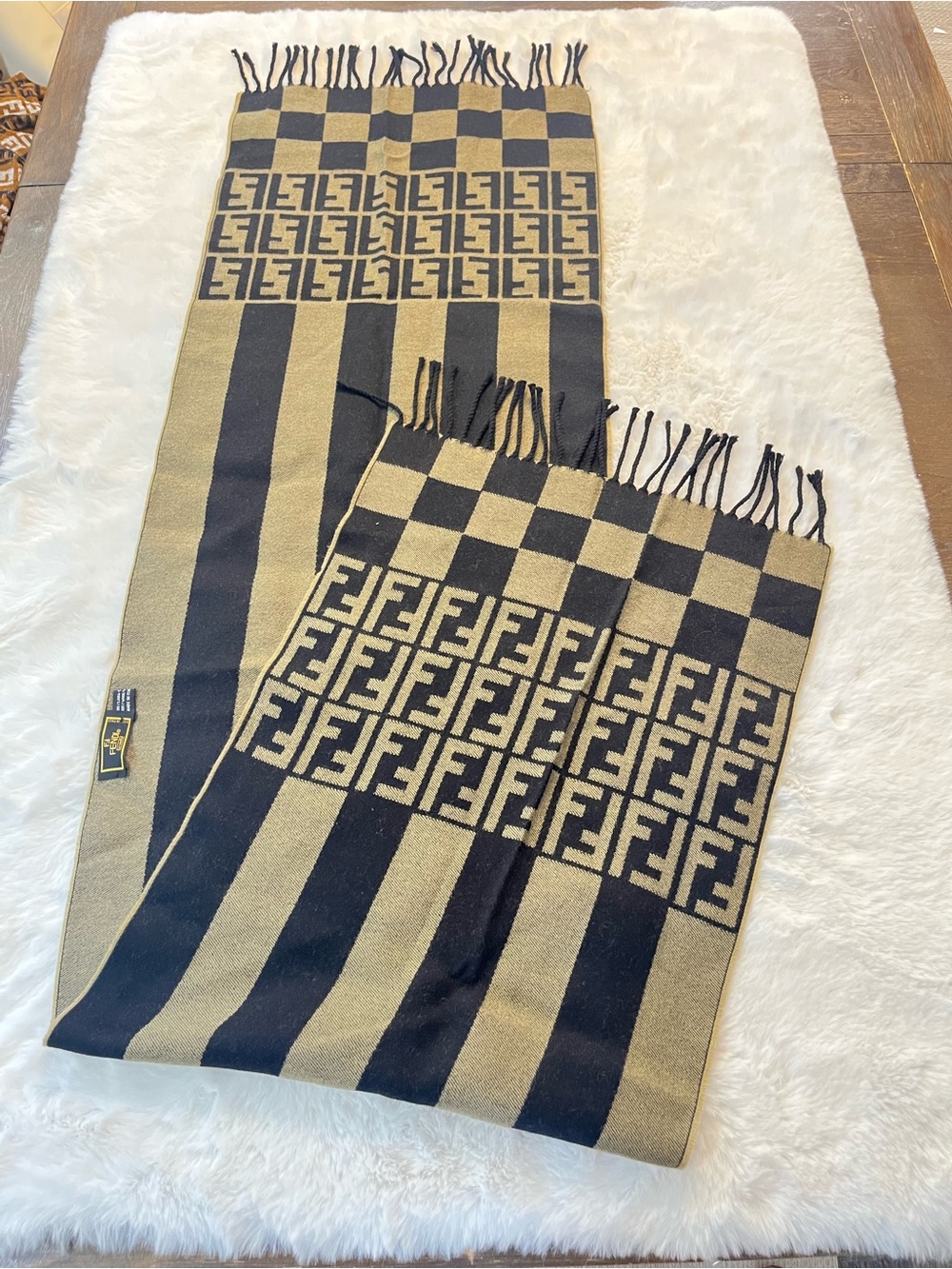 FENDI Reversible Scarf - Picture 6 of 6